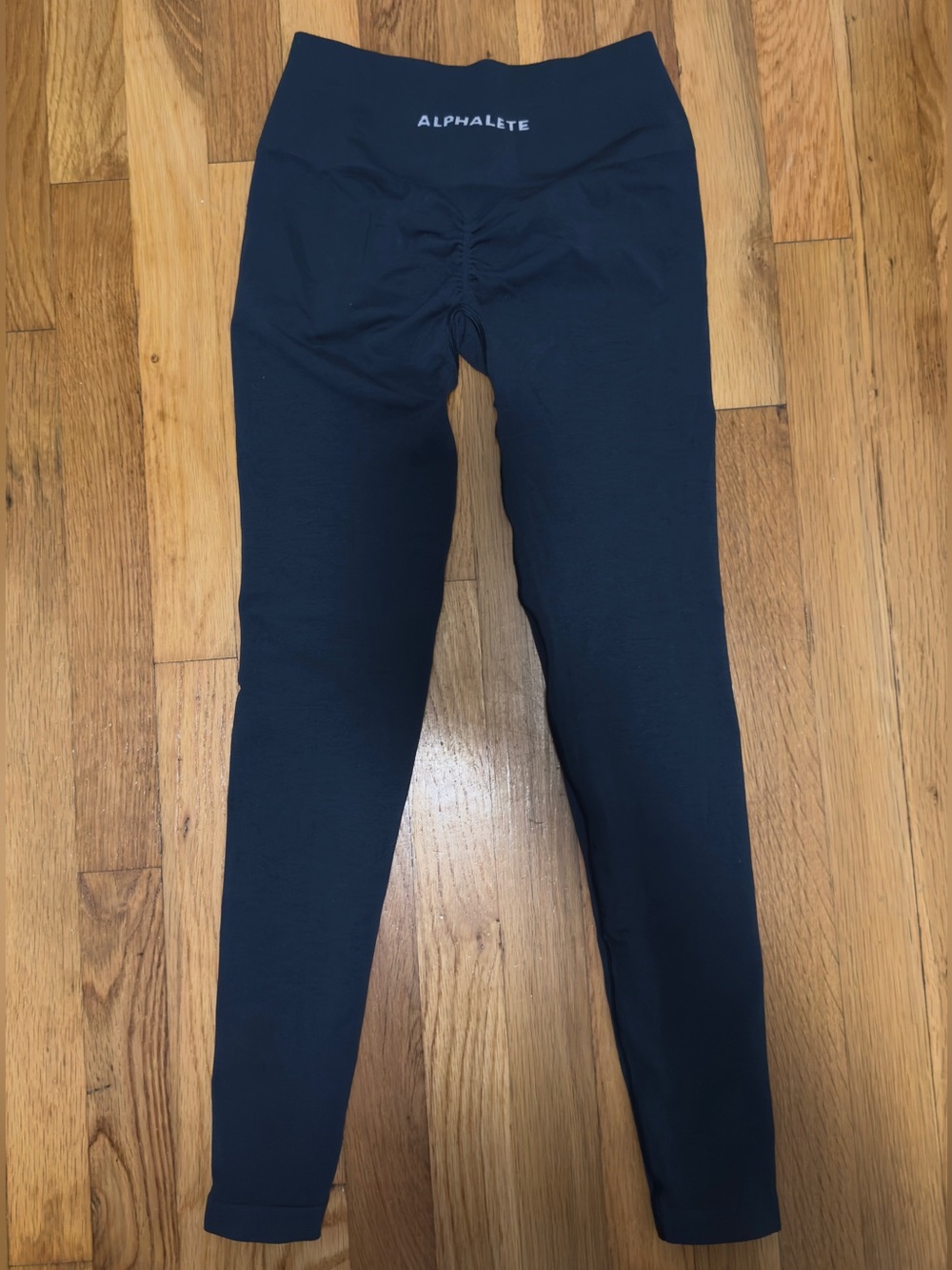Alphalete Navy Ruched Back Leggings